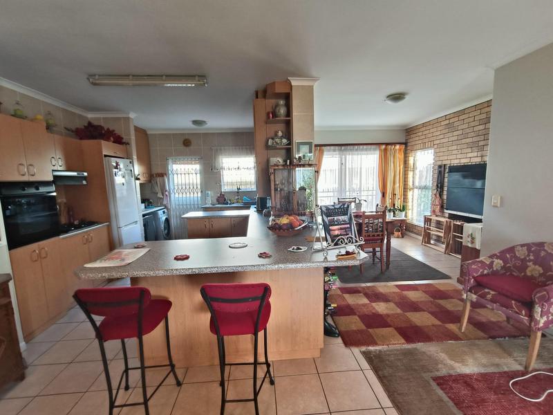 2 Bedroom Property for Sale in Protea Heights Western Cape